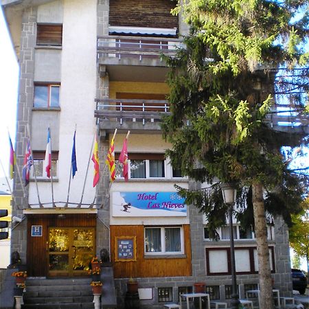 Auto Check In Hotel Las Nieves Jaca Ngoại thất bức ảnh
